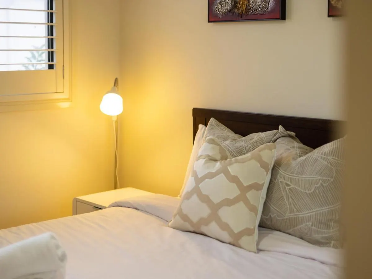 Spacious Comfy 4 Bedroom Home Near Sunnybank Brisbane