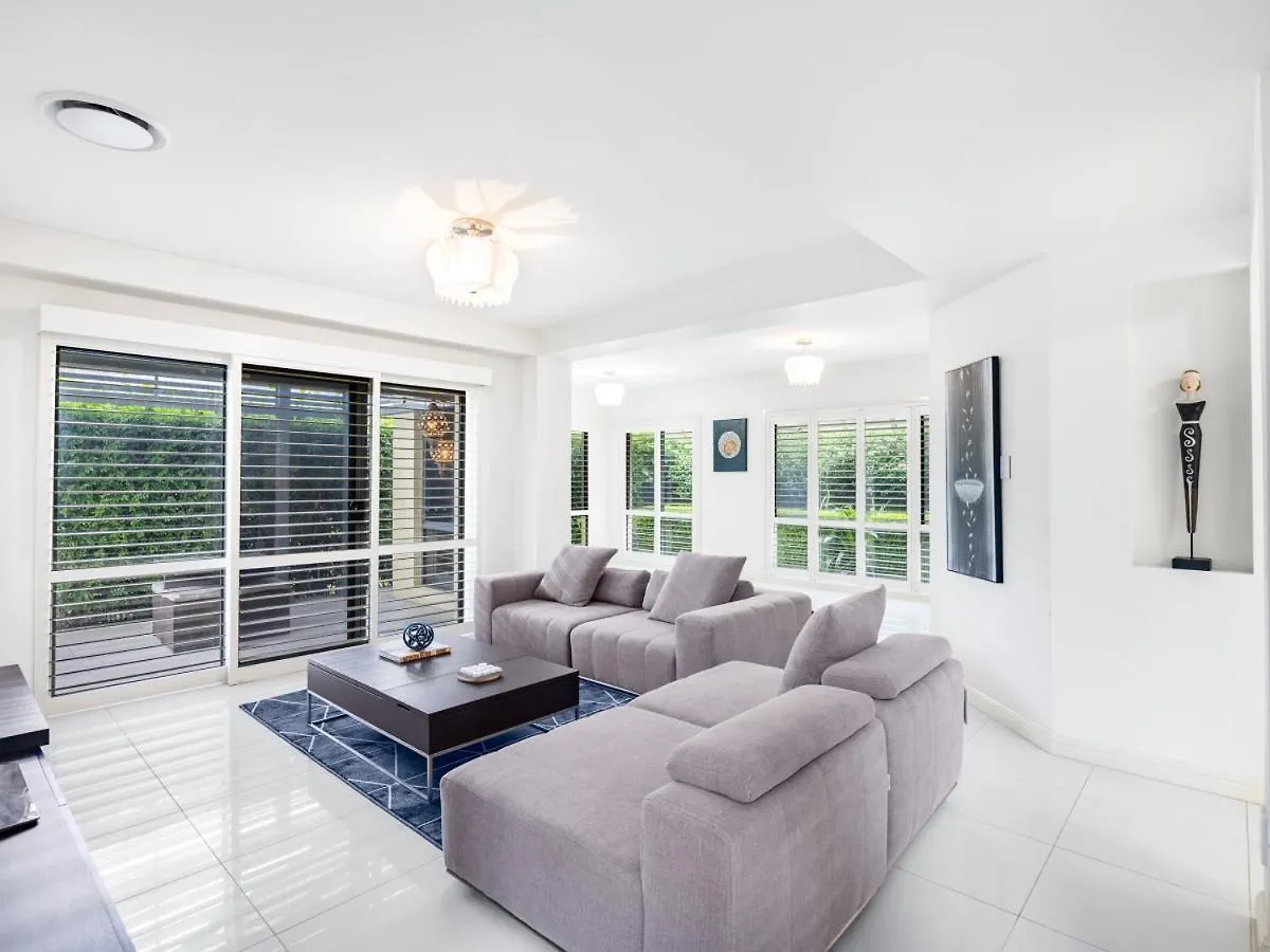 Spacious Comfy 4 Bedroom Home Near Sunnybank Brisbane 0*,  Australia